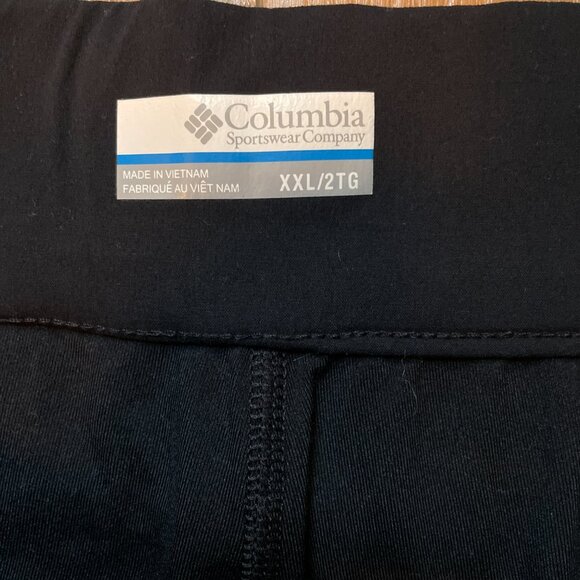 Columbia skort with ruched detail - Picture 5 of 10